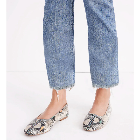 Madewell The Perfect Vintage Jean in Ainsworth Wash - Picture 2 of 4